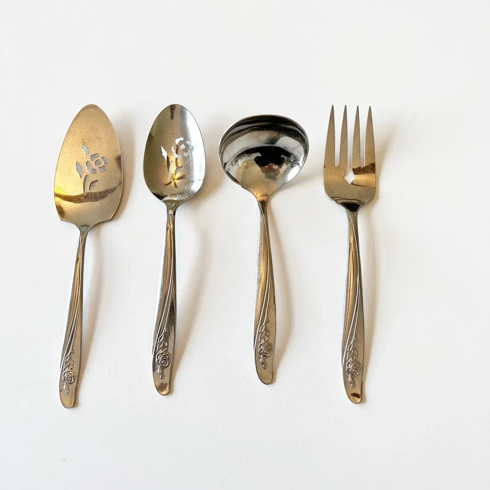 Oneida stainless roseanne